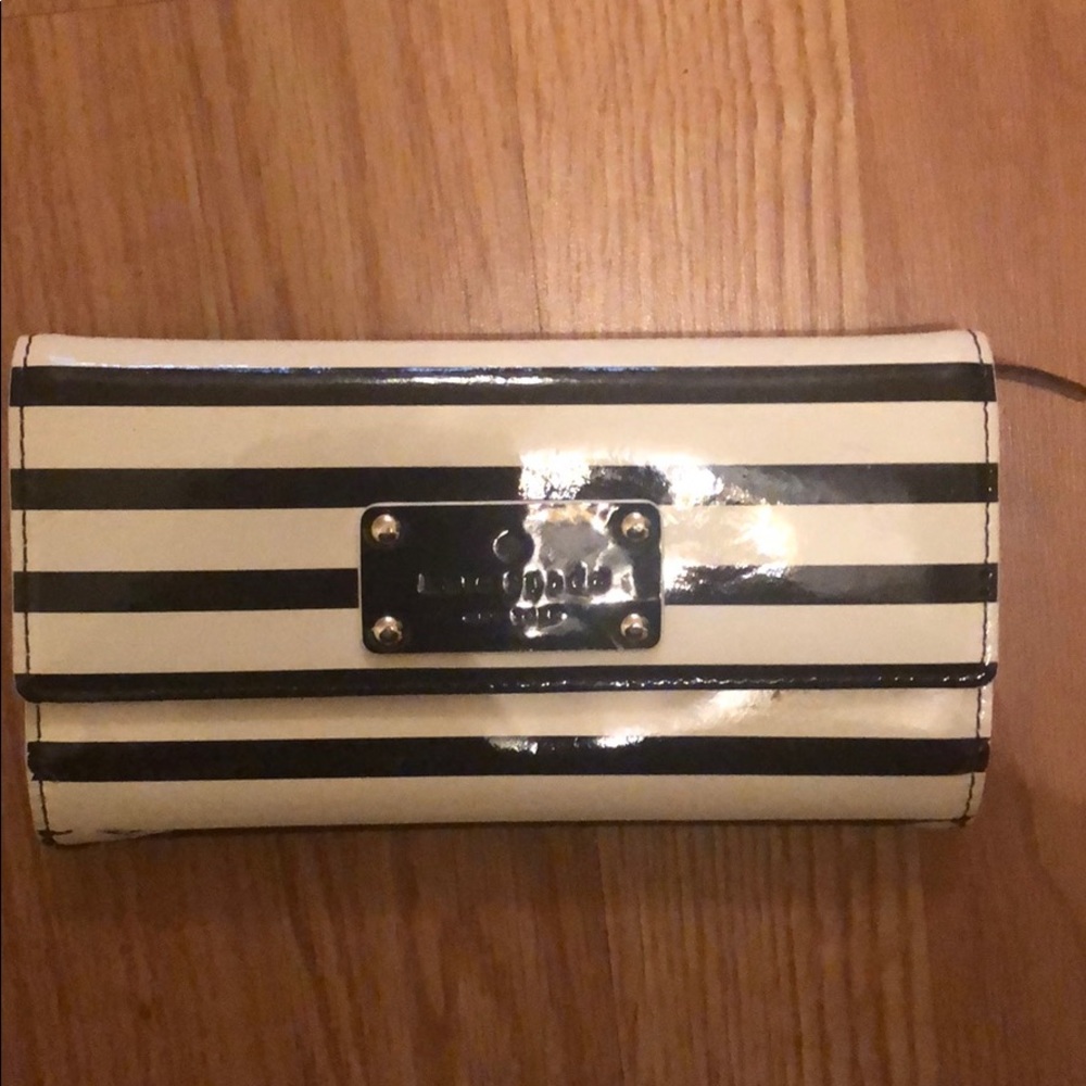 Kate spade wallet.